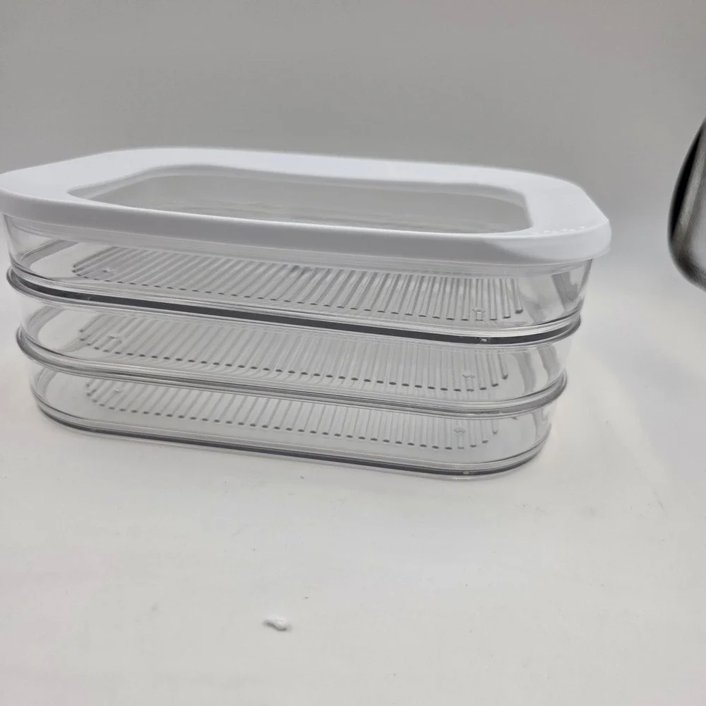 Unbranded clear plastic