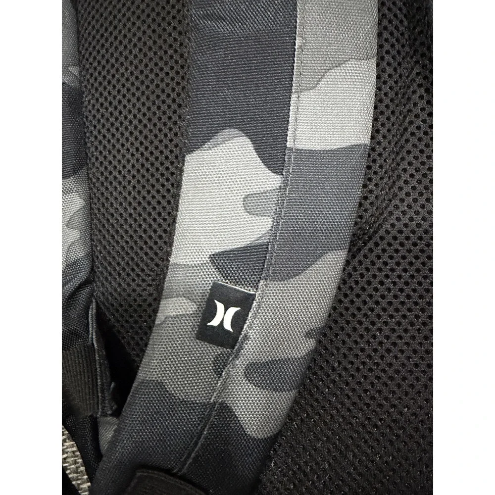 Hurley backpack features
