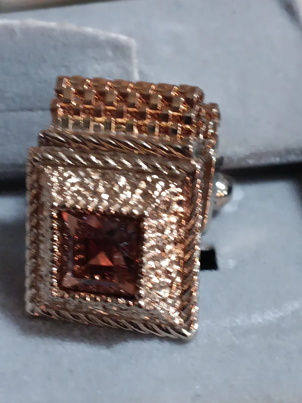 SWANK gold tone