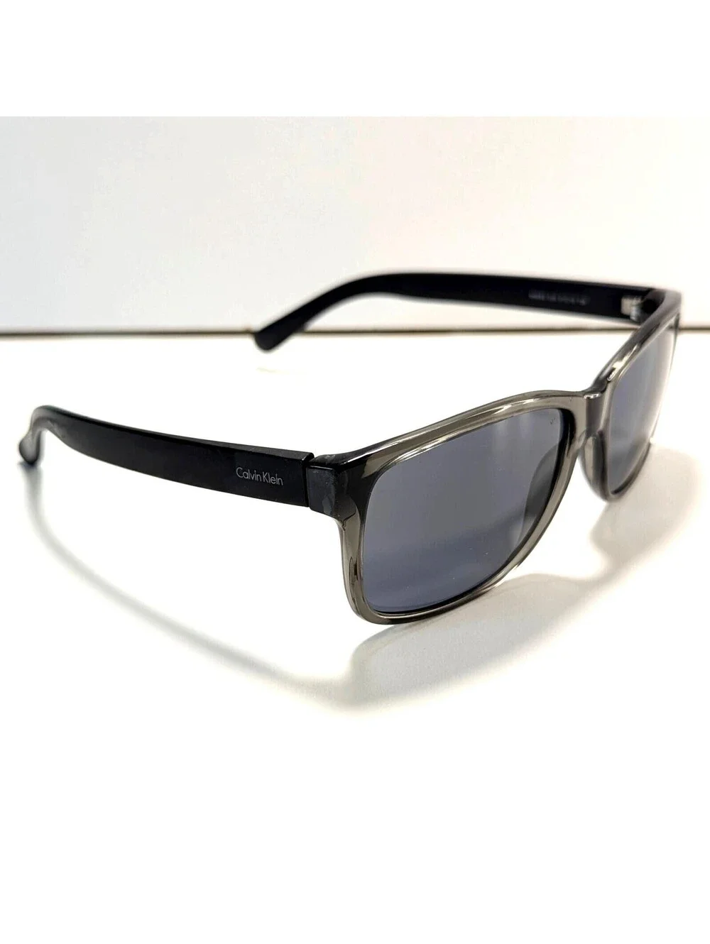 Calvin Klein R686S 035 Black Sunglasses Silver Mirror Lenses Size: 57-15-135