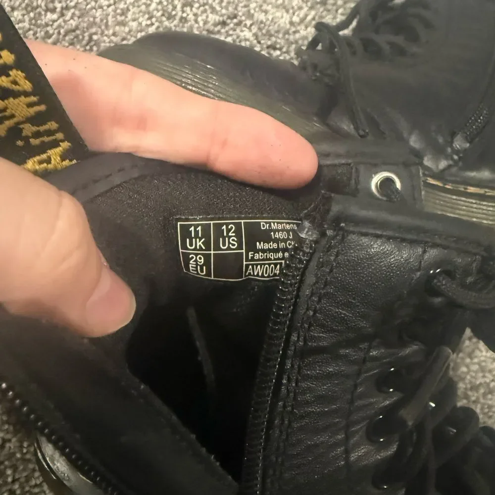 Dr. Martens classic black