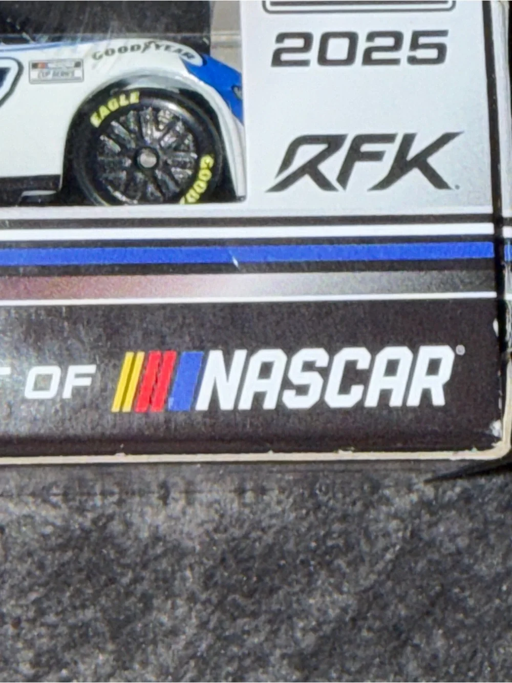 Nascar lionel racing
