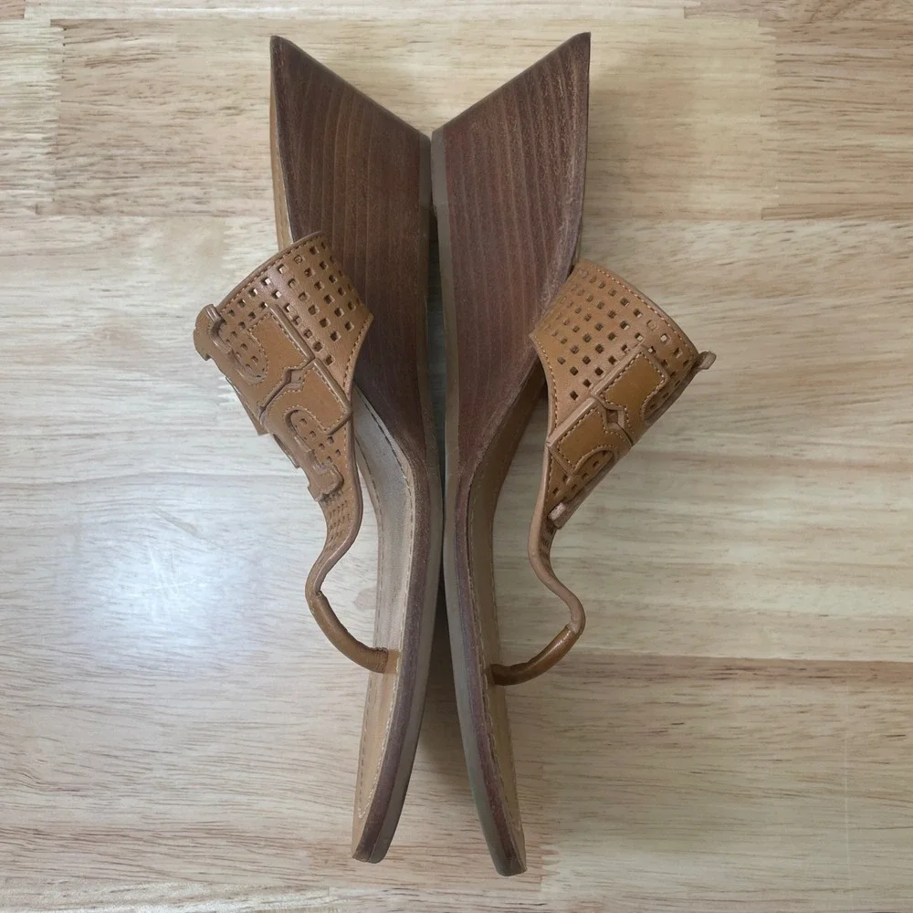 Tory Burch iconic tory