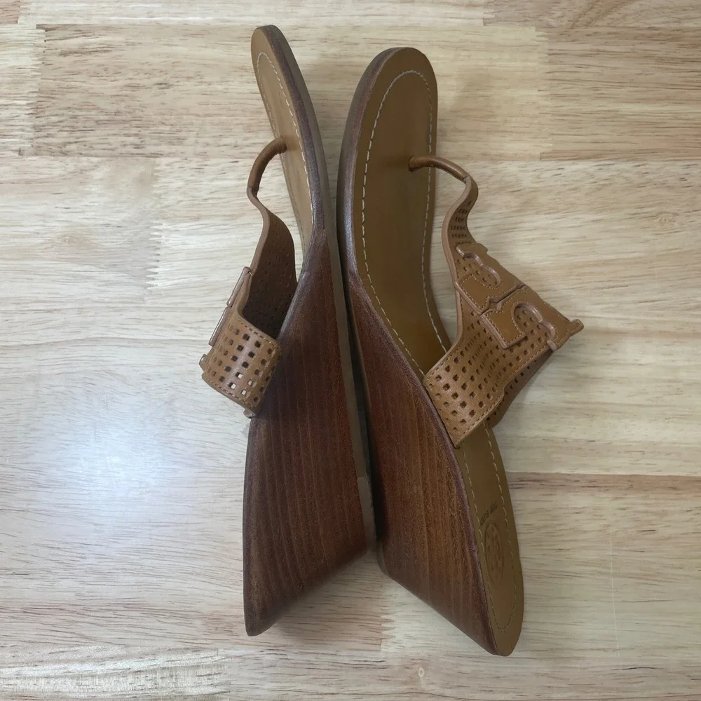 Tory Burch iconic tory