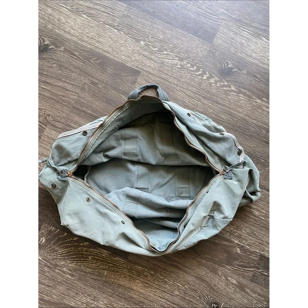 Unbranded authentic vintage