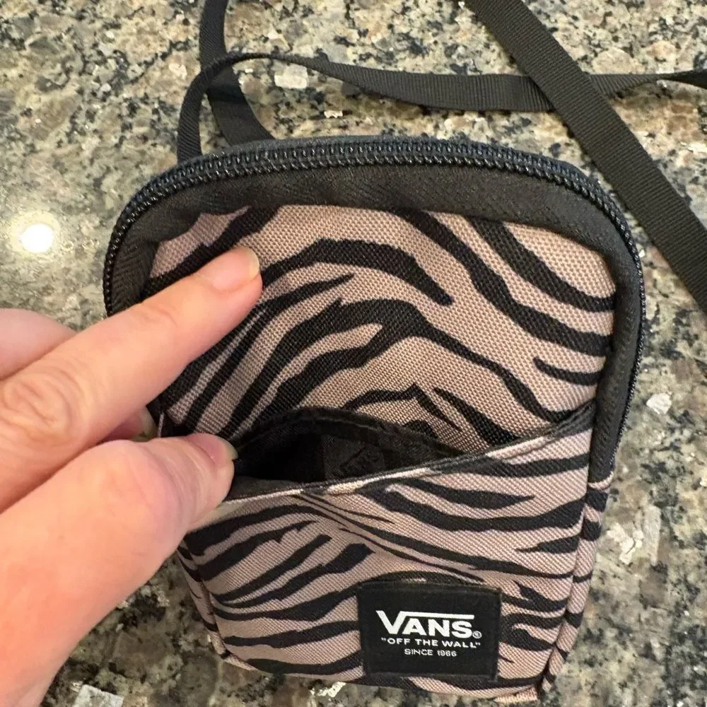 Vans trendy phone