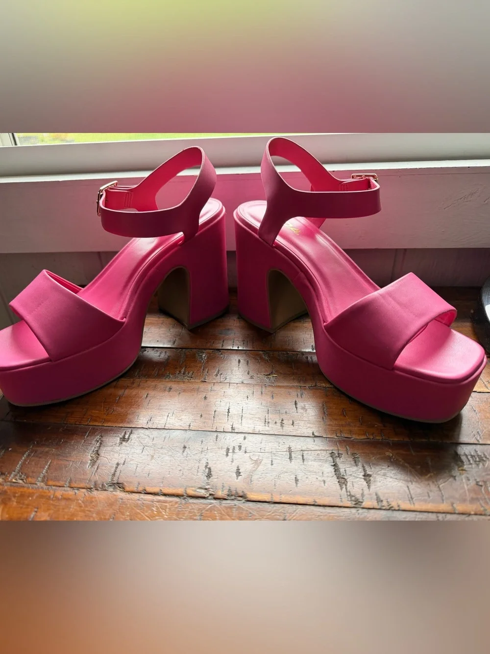 Soda size 10 strap