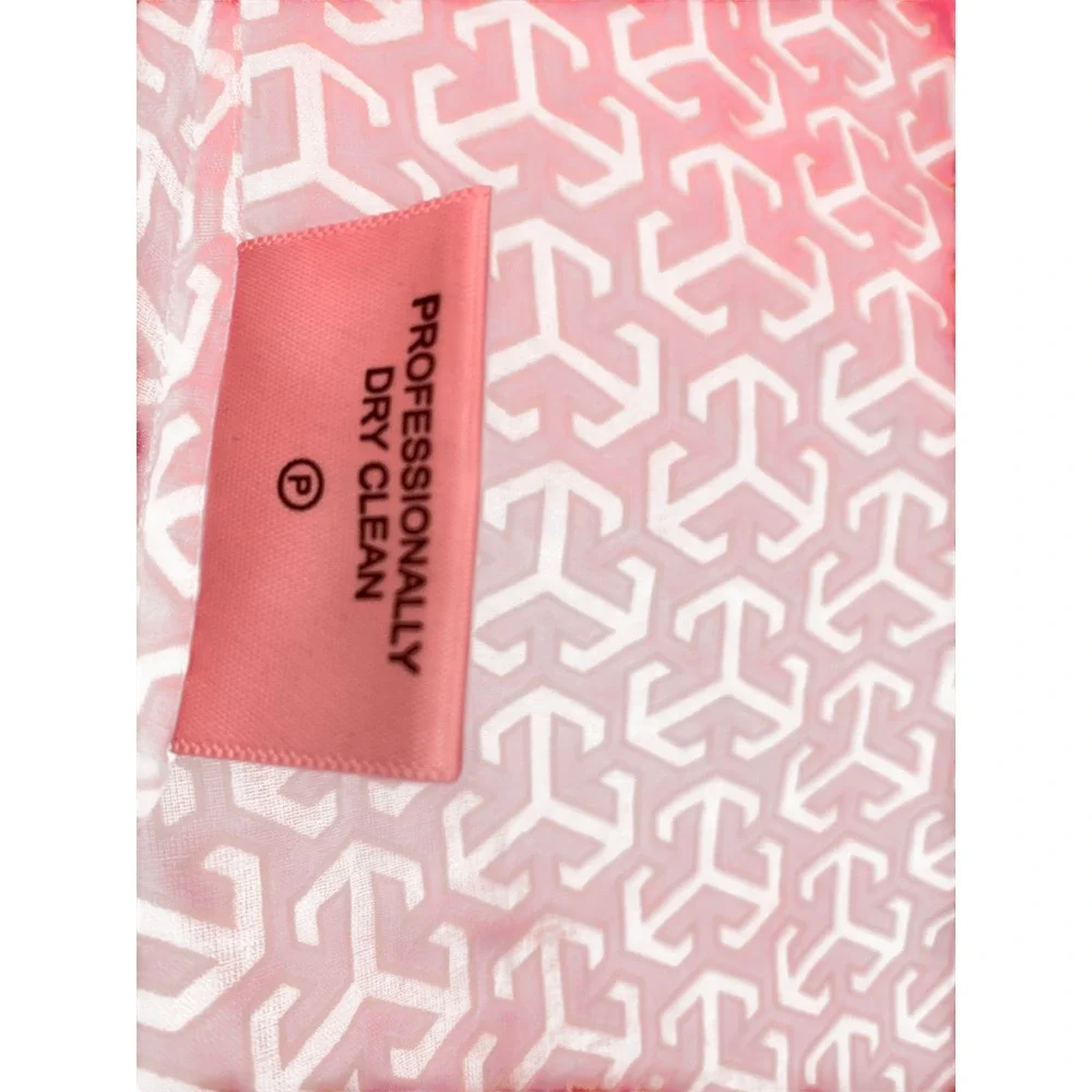 Tory Burch classic button