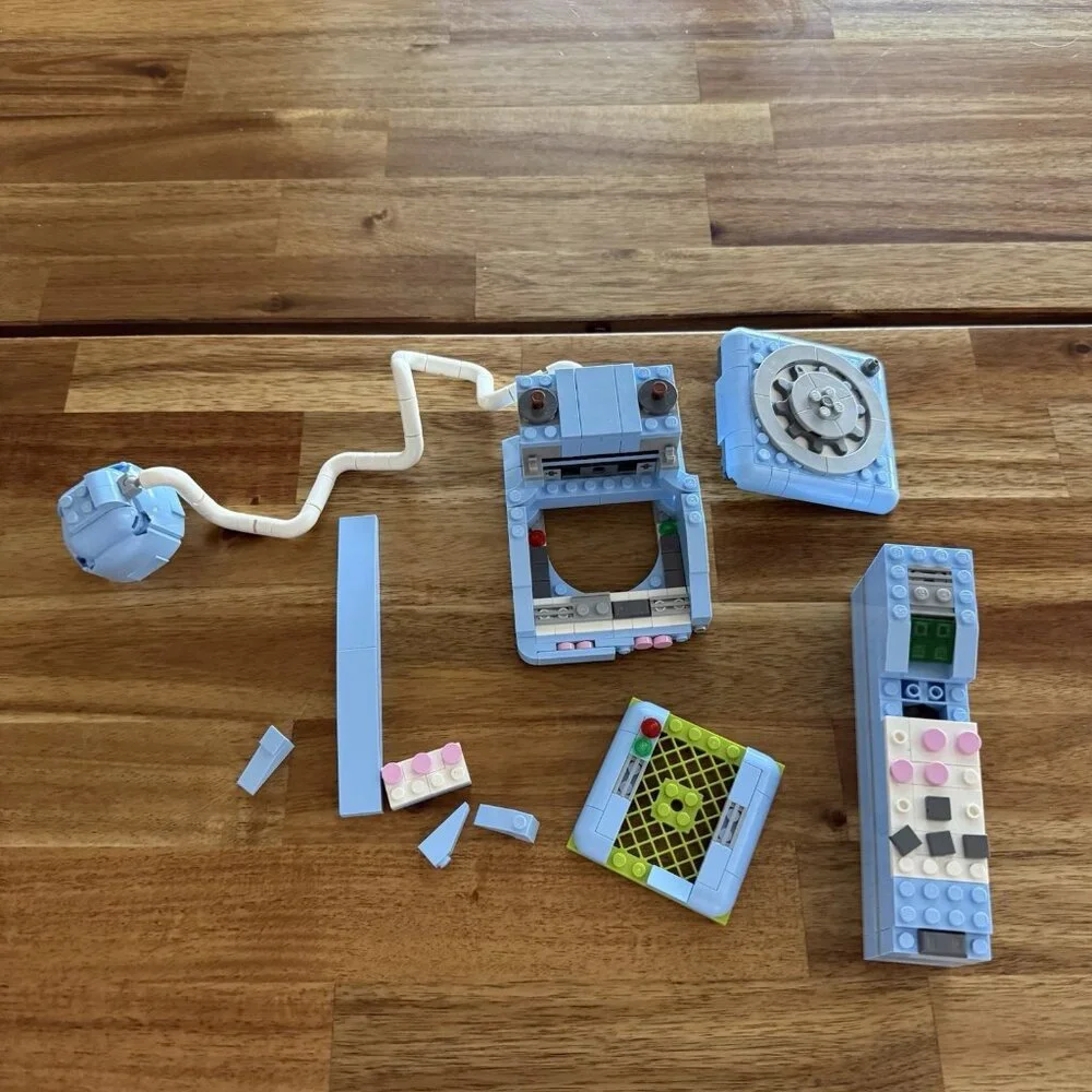Lego Creator Pieces Blue Telephone.‎ INCOMPLETE SET / MISSING PIECES - AS IS