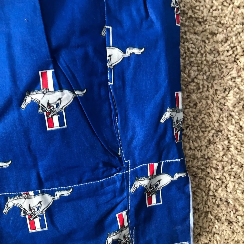 Mustang thin cover