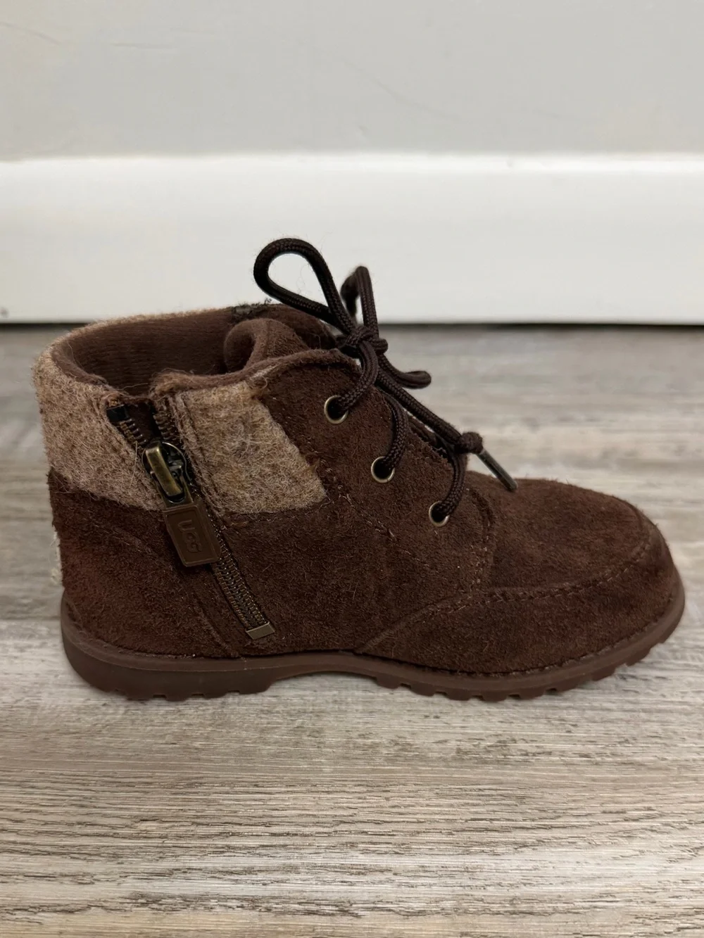 UGG orin wool