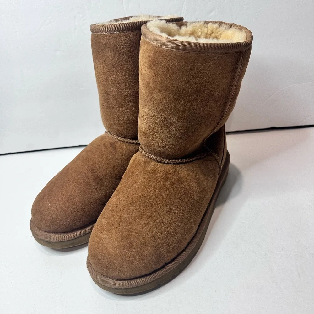 UGG chestnut Kids Boots