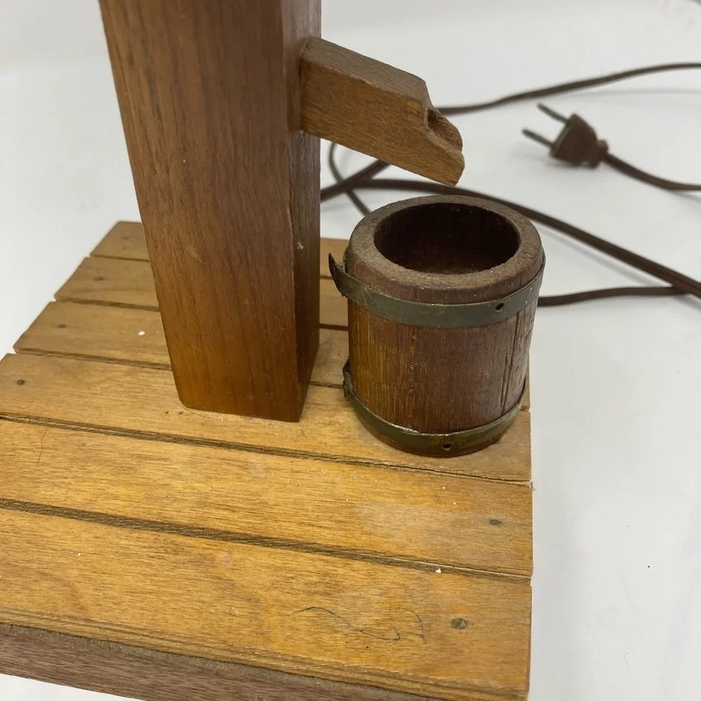 N/A vintage table