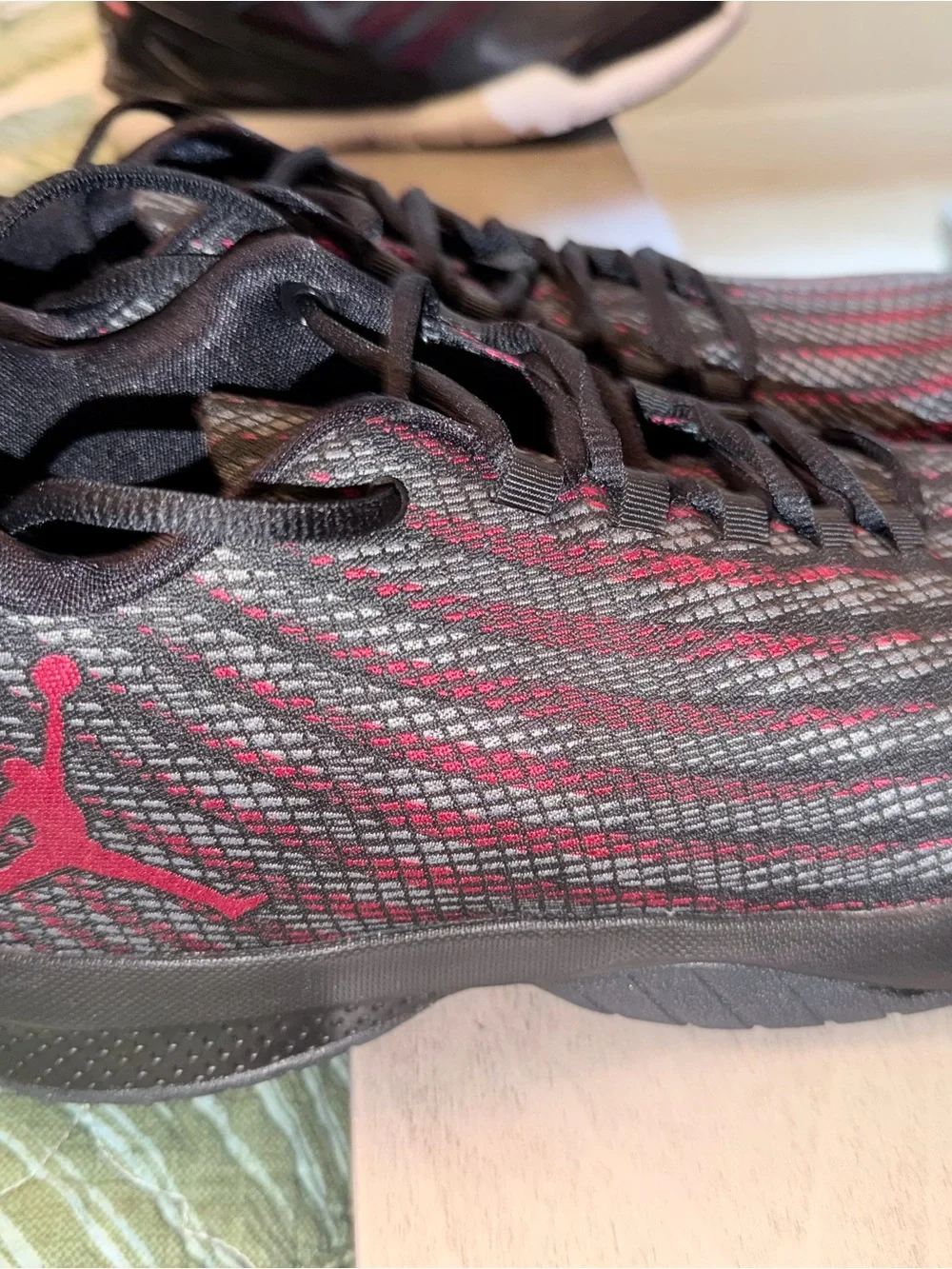 Jordan lightweight woven