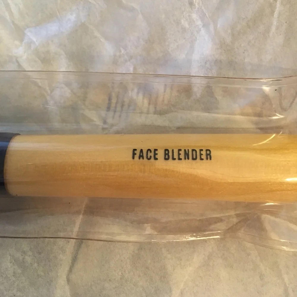Bobbi Brown great brush