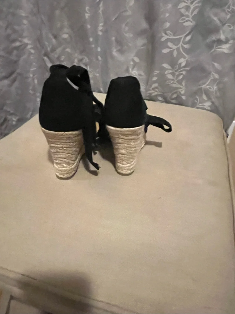 Splash black ankle
