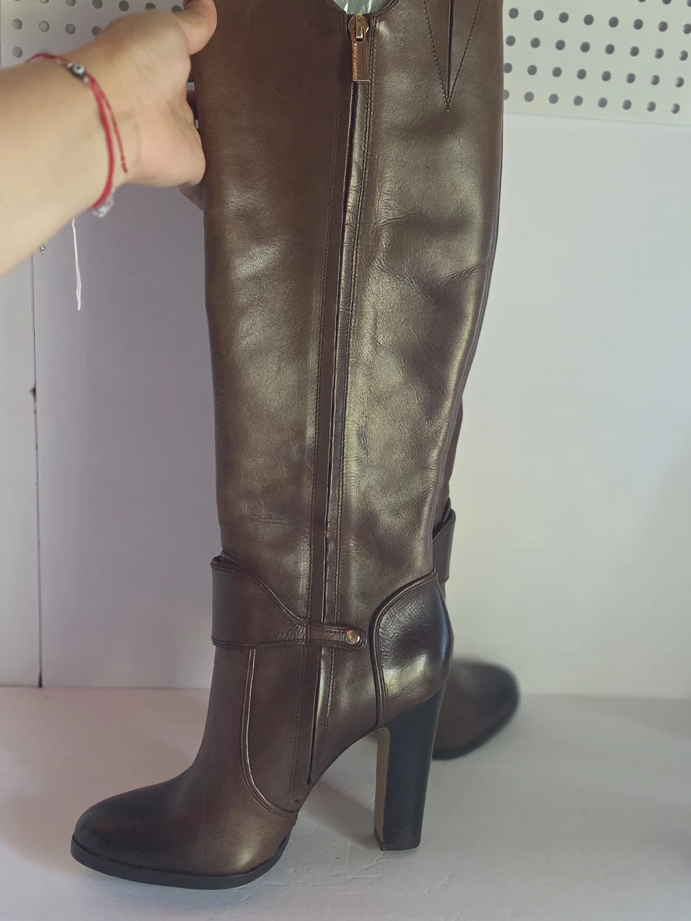 Vince Camuto sleek over