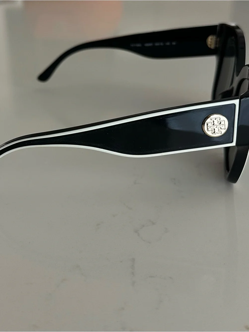 Tory Burch authentic tory