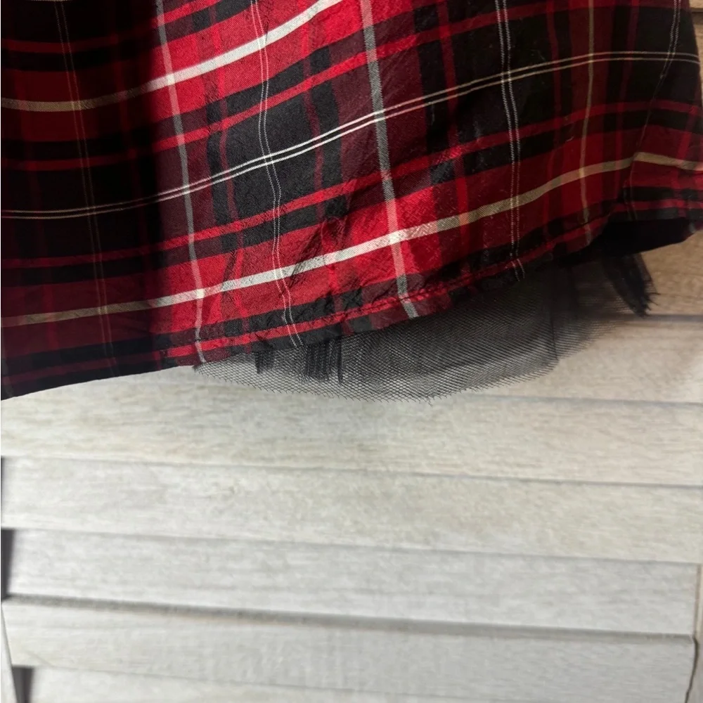 Gymboree red black