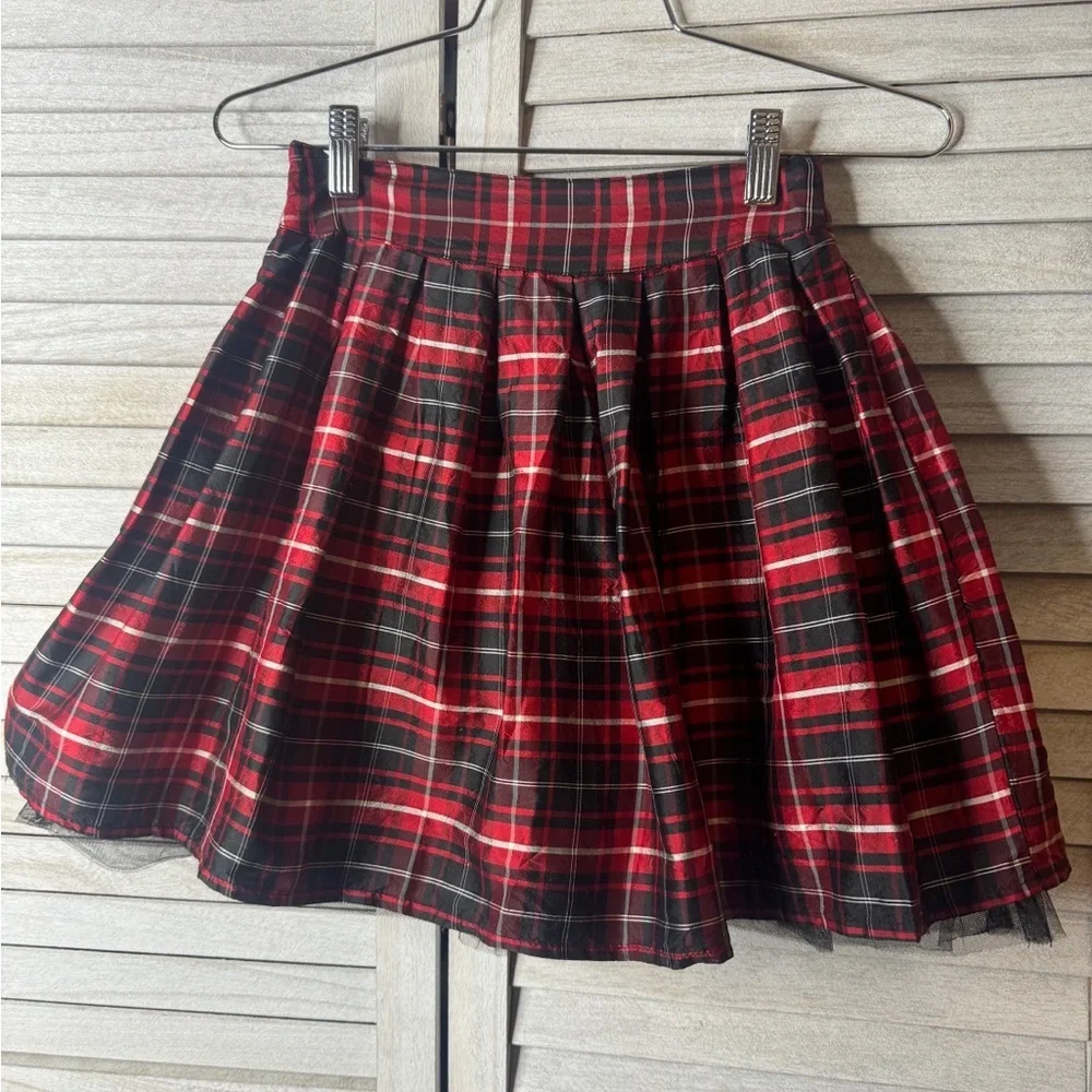 Gymboree red black
