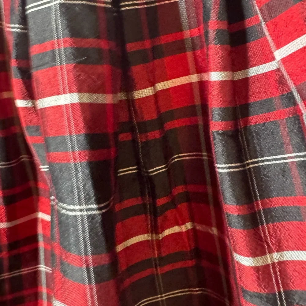 Gymboree red black