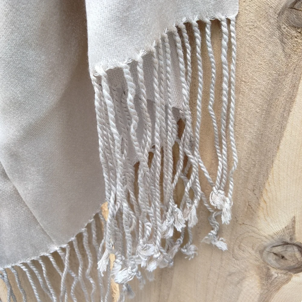 Jones New York approx made shawl