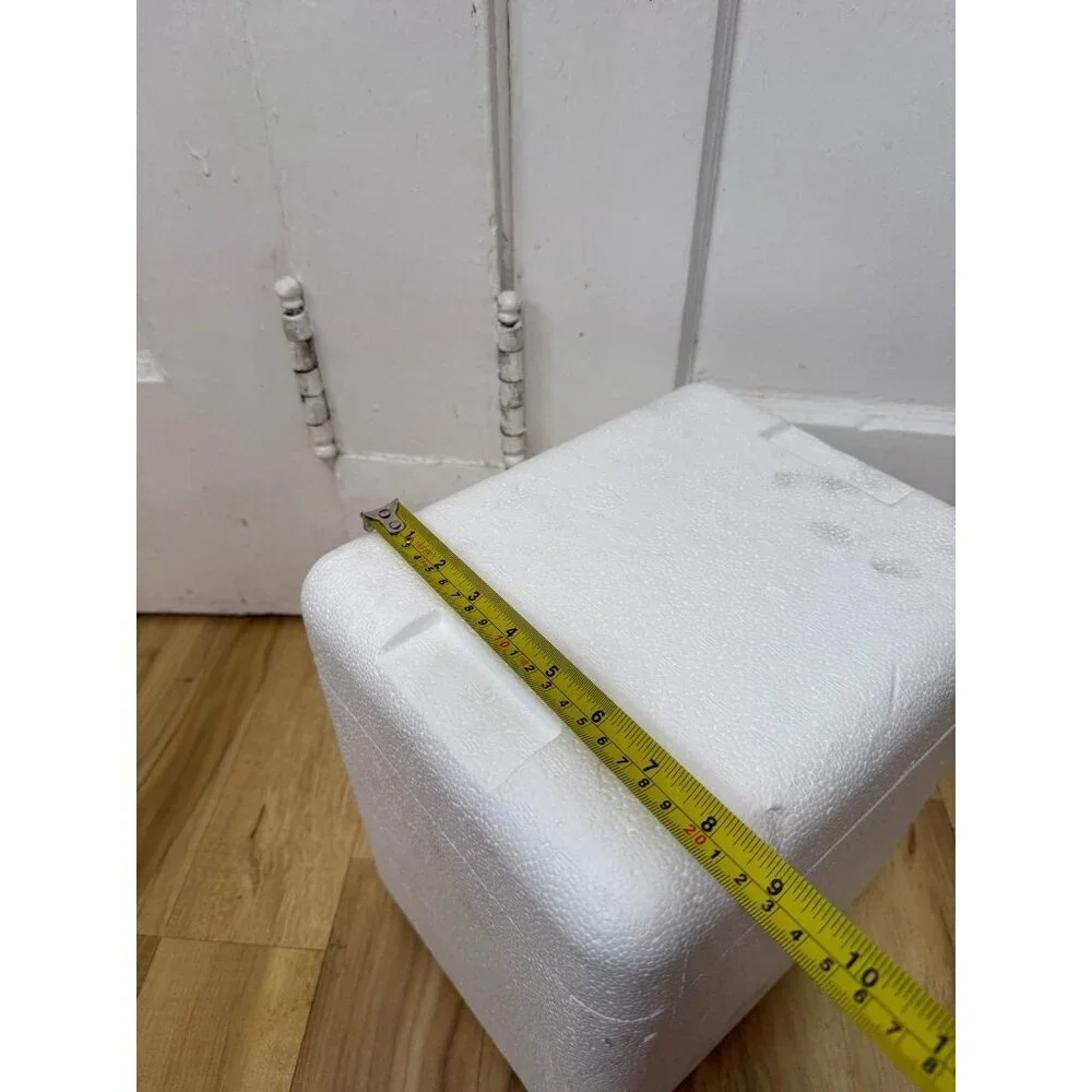 N/A lightweight white