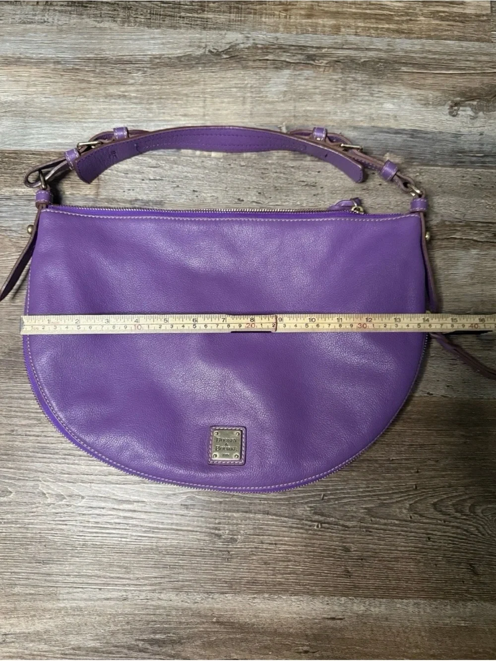 Dooney & Bourke classic base design