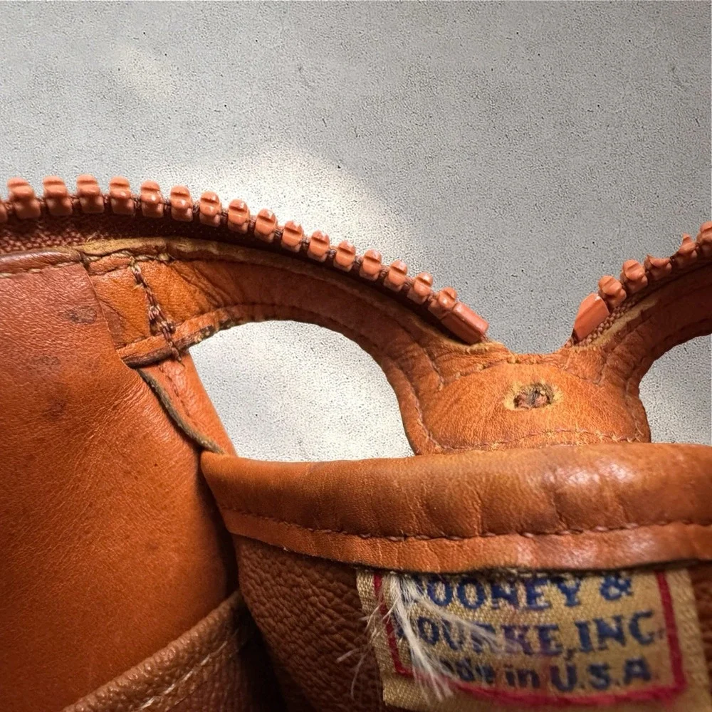 Dooney & Bourke vintage 80s