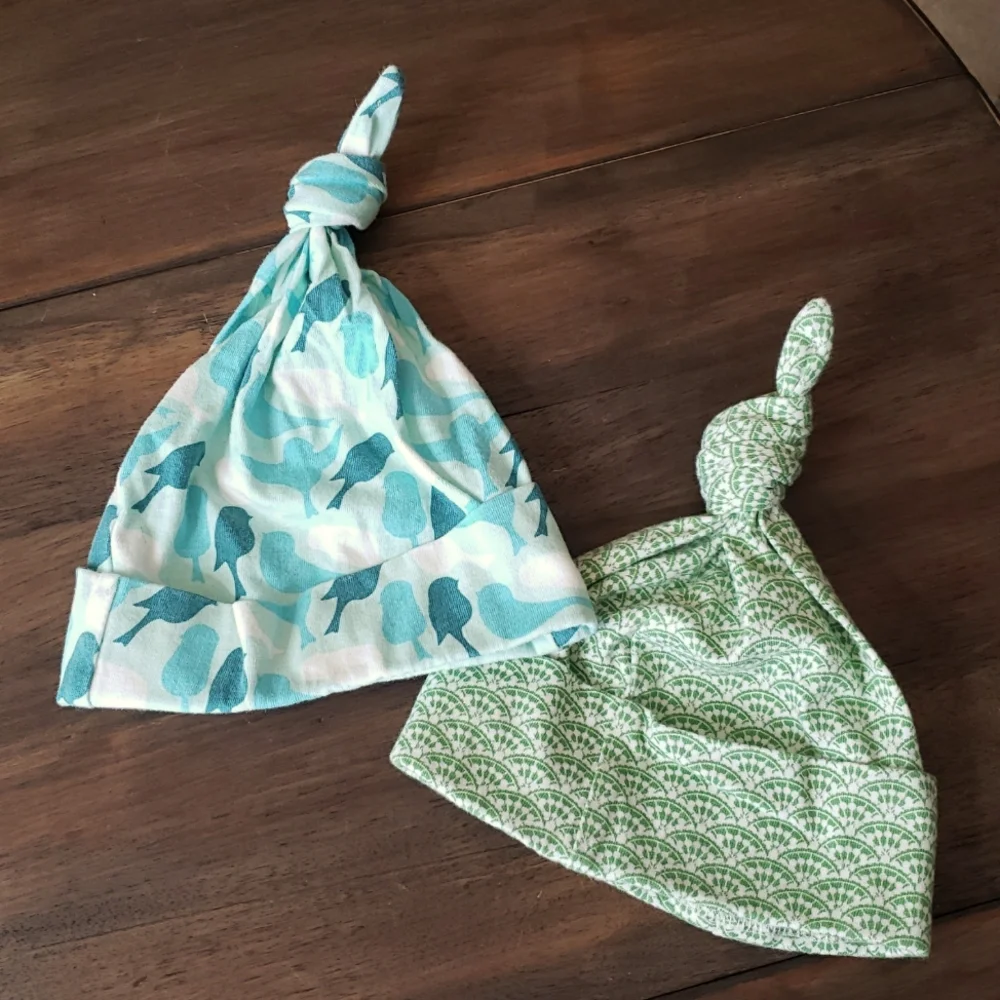 Kate Quinn Organic Cotton Knotted Infant Hats