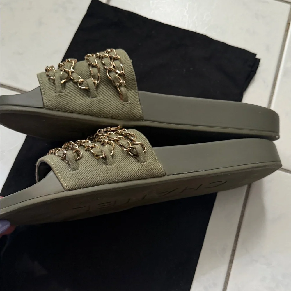 CHANEL Olive Green Chain-Trim Slide Sandals