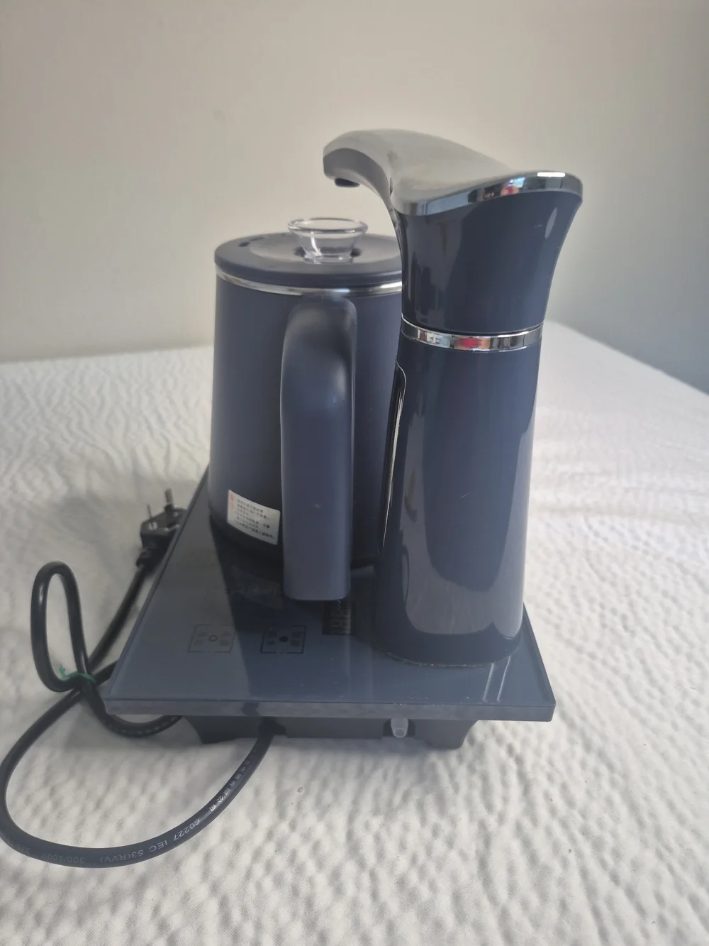 N/A sleek electric