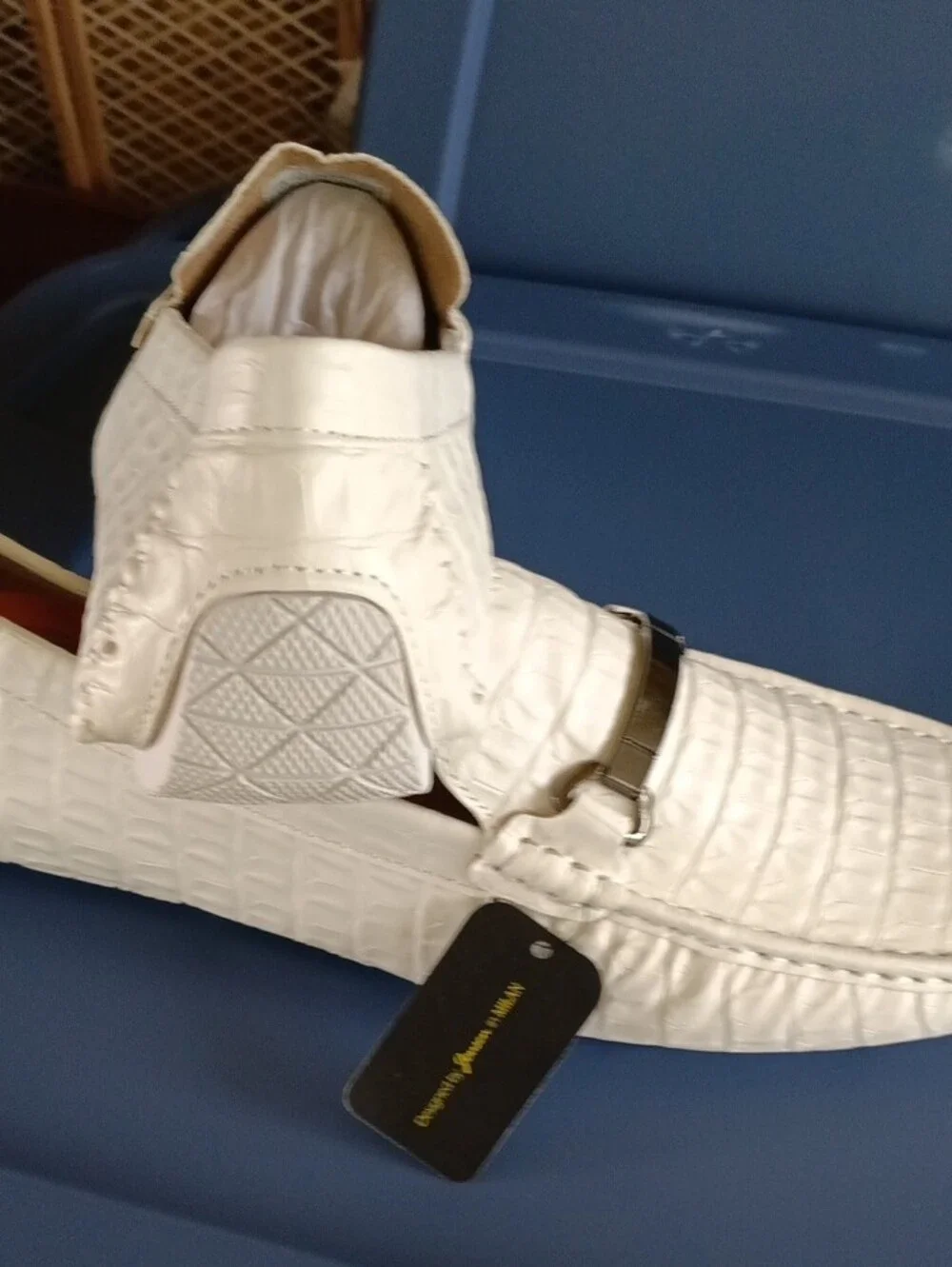 jonsen milan croc embossed