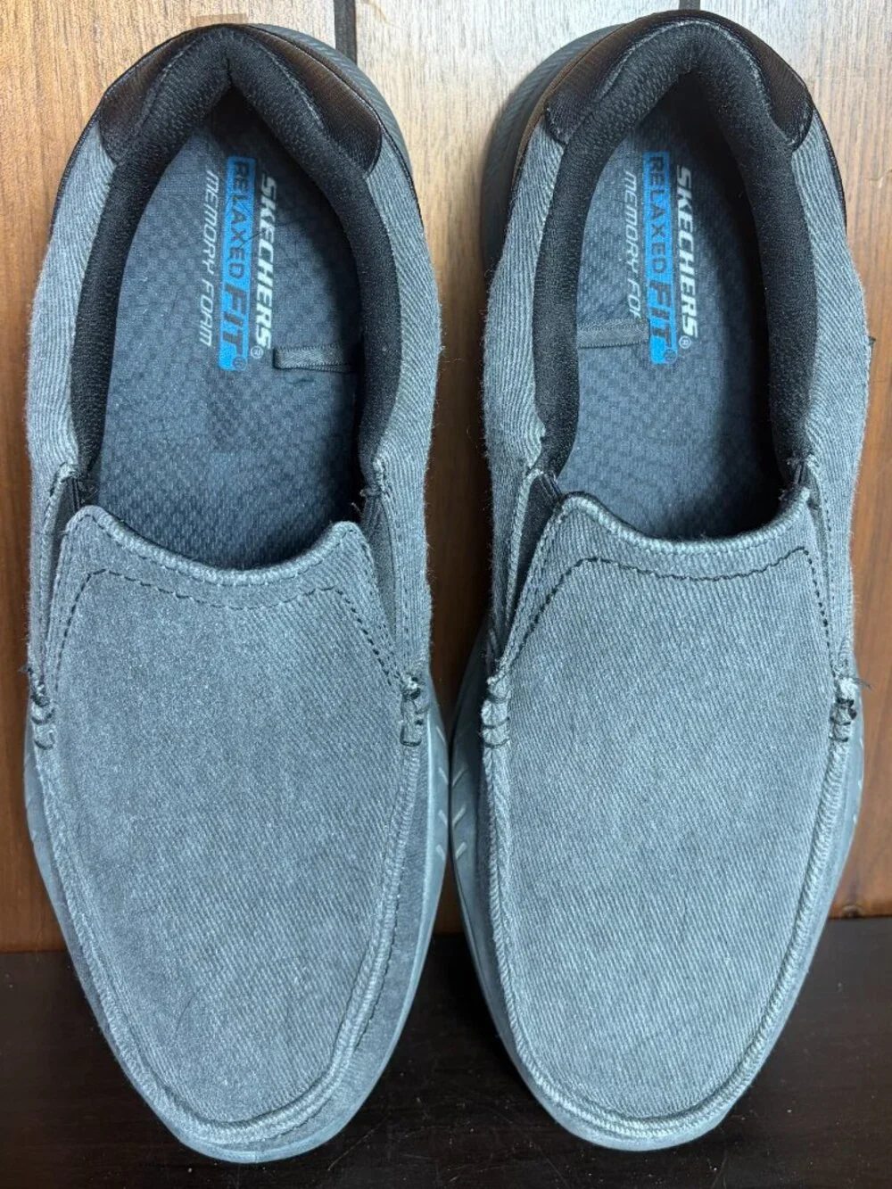 Skechers relaxed fit