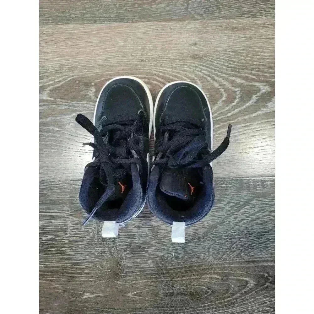Nike dirt soles