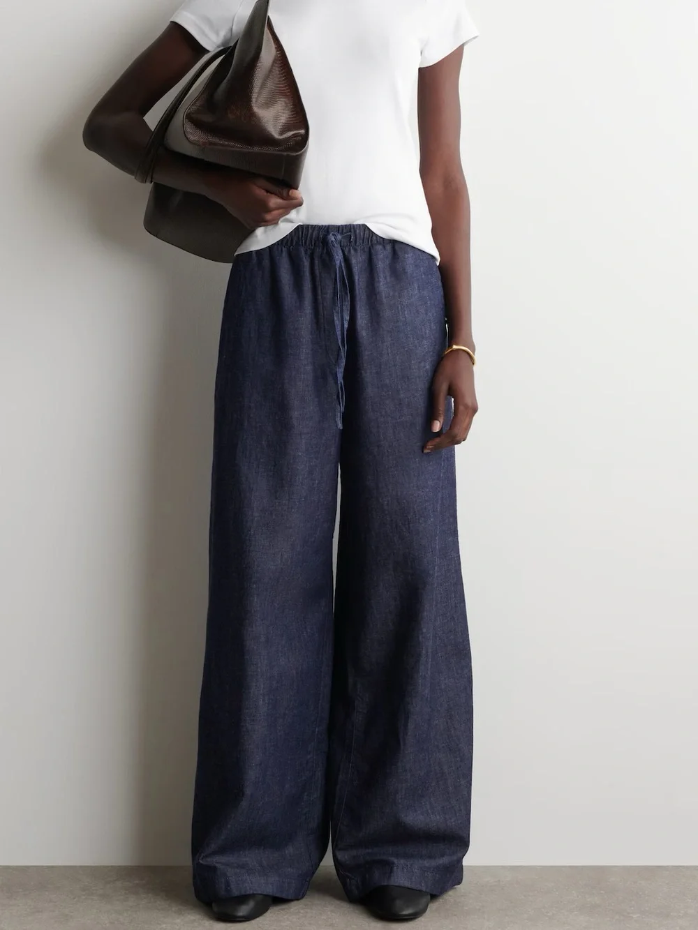 COS flaws these drape