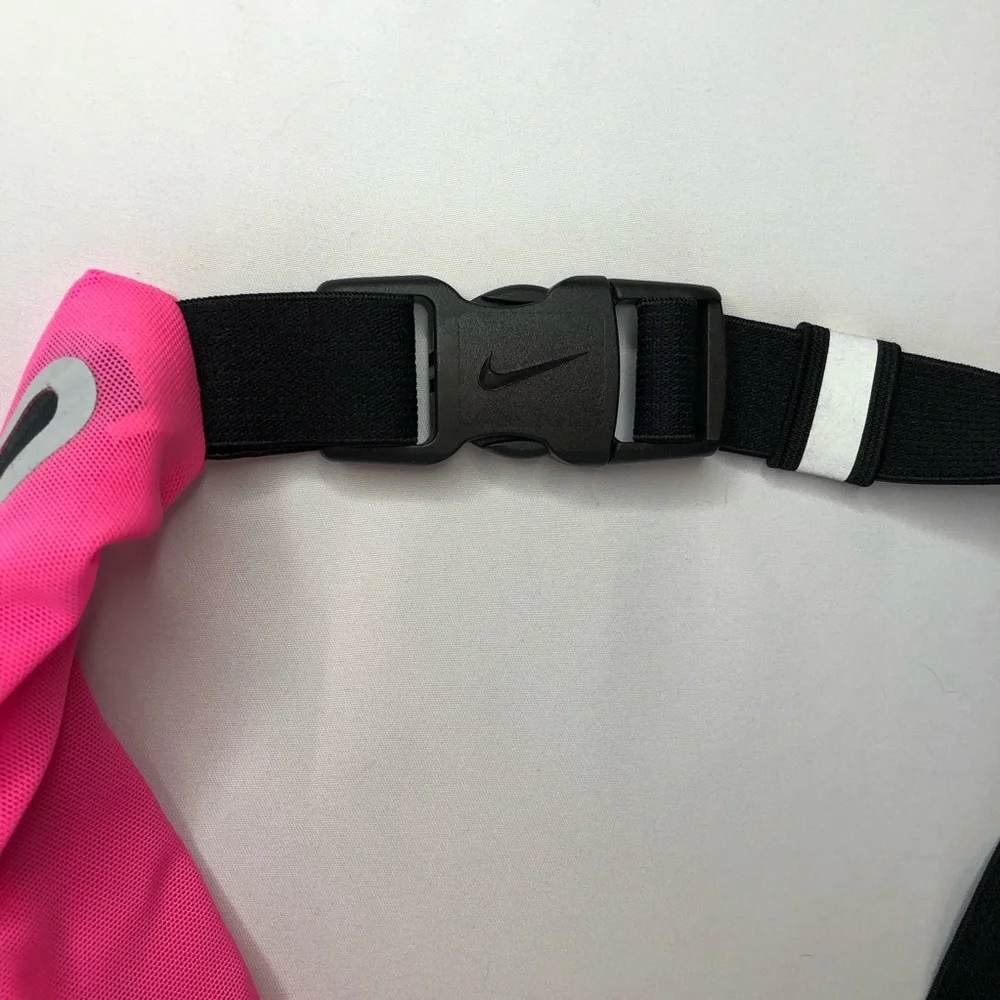 Nike fuchsia bag