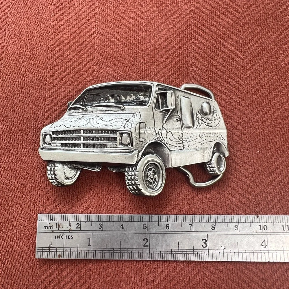 Souped up super Van Belt Buckle