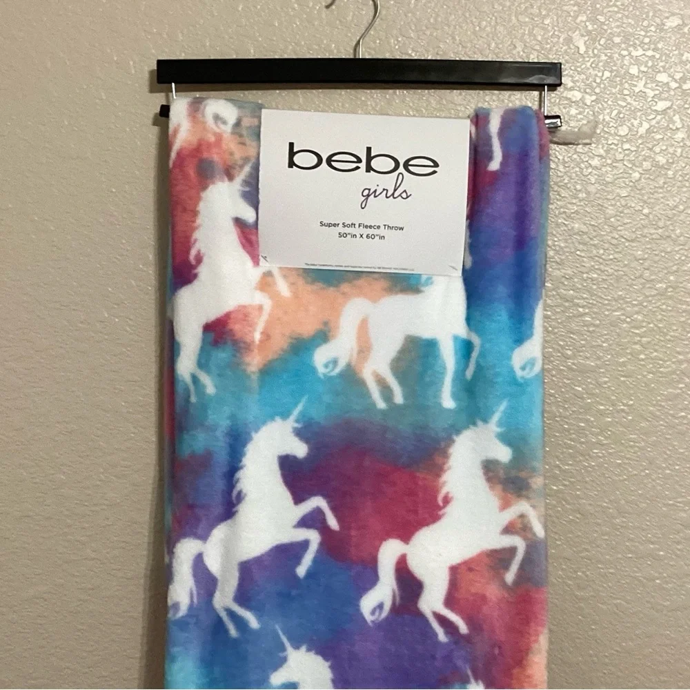 bebe Girls Unicorn Tie Dye Soft Fleece Throw.  NWT