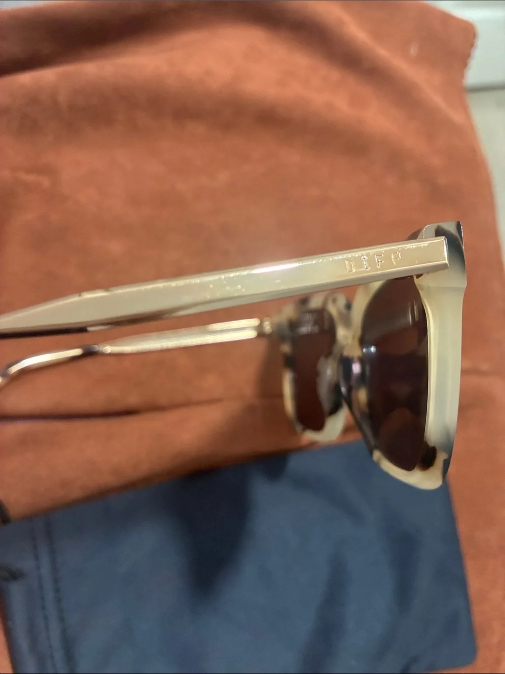 Diff Cream Tortoiseshell Square Sunglasses - Beige Brown