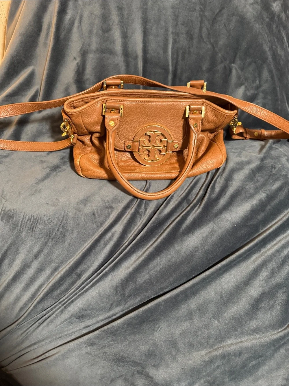 Tory Burch tory burch