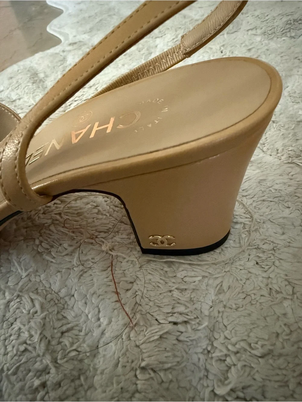 CHANEL classic slingback