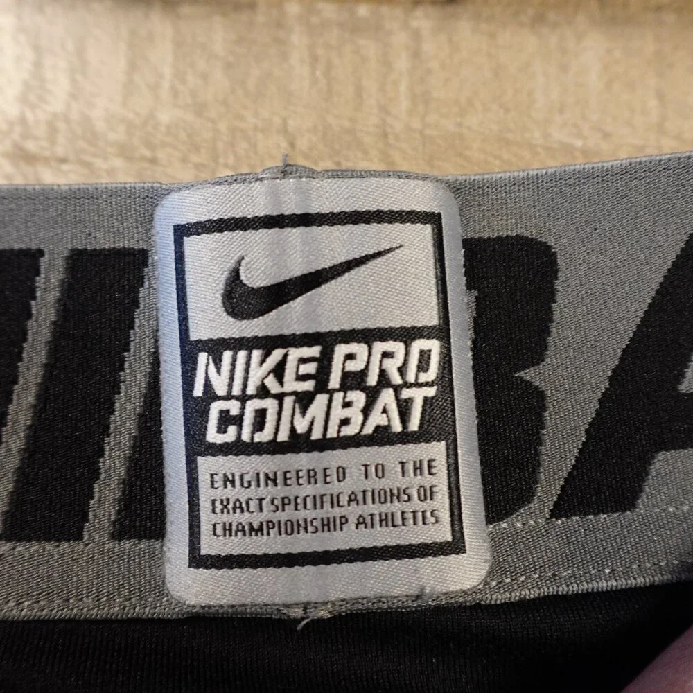 Nike pro combat