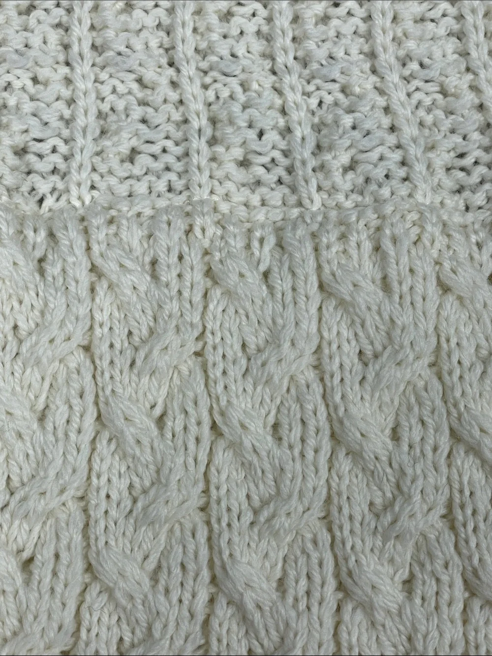 Aran Woollen Mills hands pocket