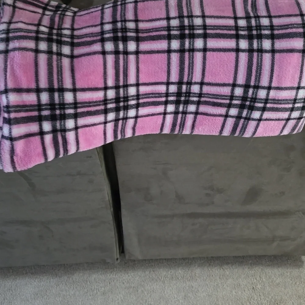 Source Unknown cozy pink