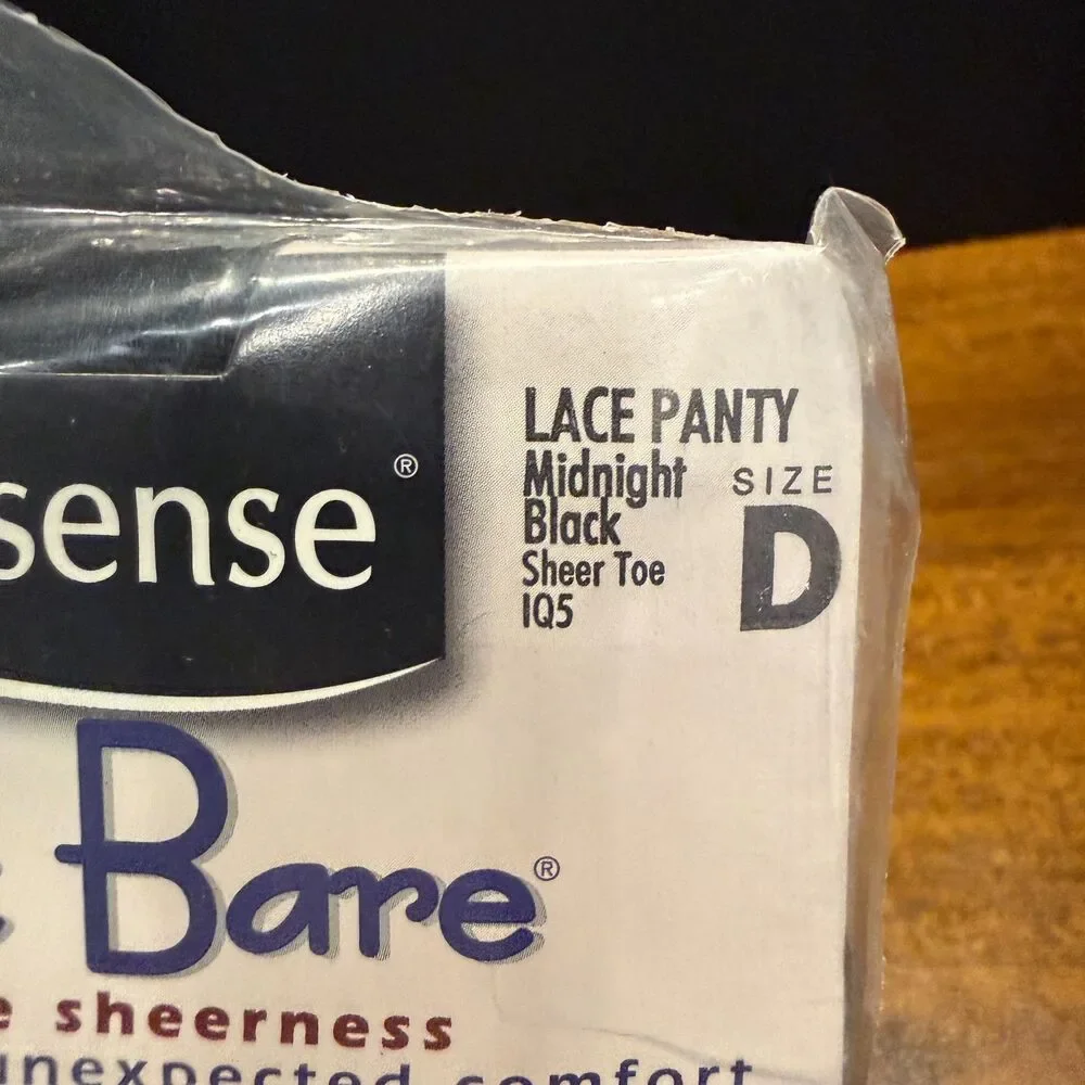 Vintage No Nonsense Almost Bare Pantyhose Lace Panty Midnight Black Size D NIP