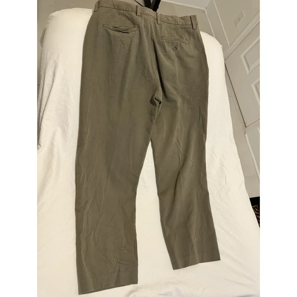 Banana Republic product pair