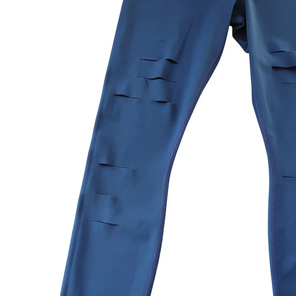 ALO Yoga *features nylon