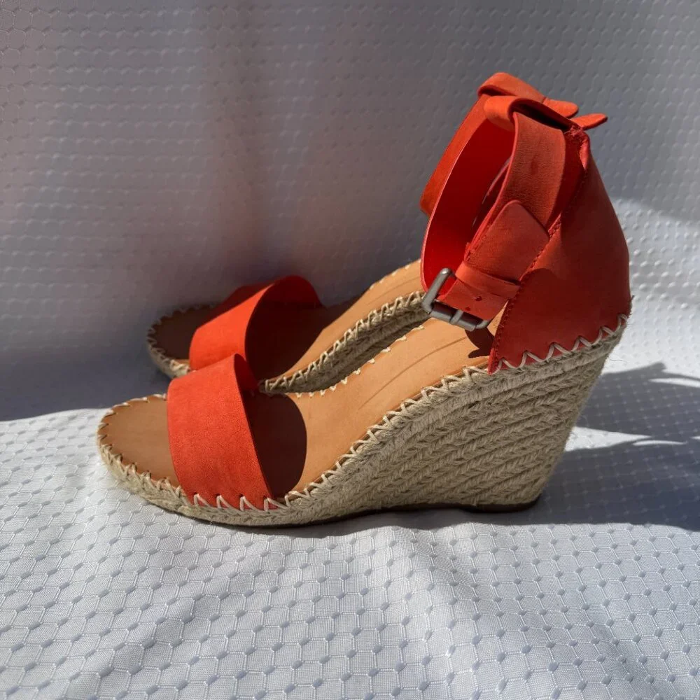 Dolce Vita espadrille shoes
