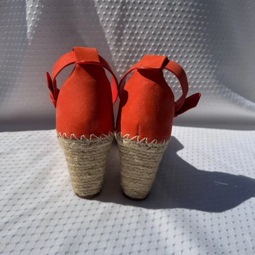 Dolce Vita espadrille shoes